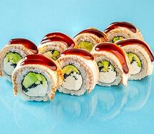 Сливочный с черной тобико