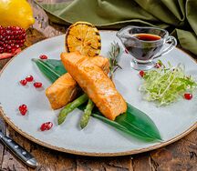 Стейк из сёмги жареный