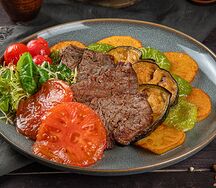 Аджапсандал из говяжьей вырезки