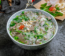 Суп с говядиной Pho Bo