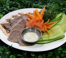 Мясная тарелка