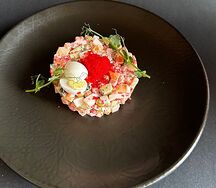 Оливье с копченым лососем