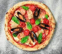 Пицца с морепродуктами
