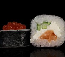 Новогодний ролл с икрой