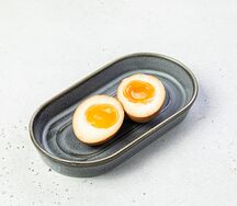 Яйцо маринованное