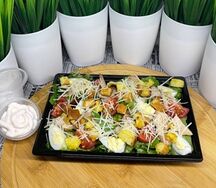 Салат Цезарь с курицей