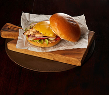 Бургер с куриным филе гриль