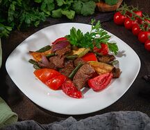 Говядина с овощами