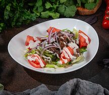 Cалат с печенью курицы