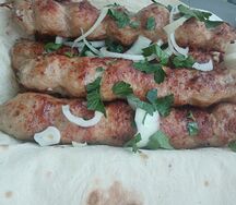 Люля куриный в лаваше