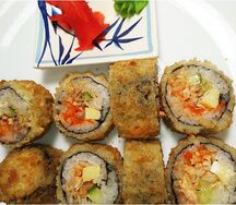 Горячий ролл с креветкой