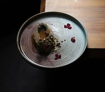 Пате из куриной печени с еловым вареньем