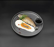 Речная форель с кабачками гриль