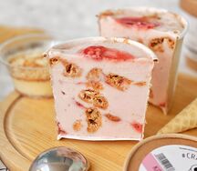 Мороженое Клубничный чиз