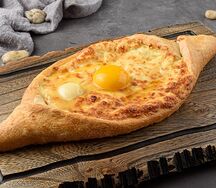Хачапури по-аджарски