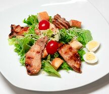 Цезарь с курицей
