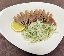 Сельдь с луком