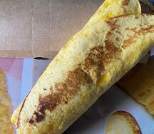 Сэндвич ролл с курицей и грибами