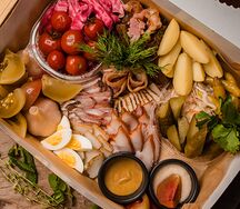 Box К застолью