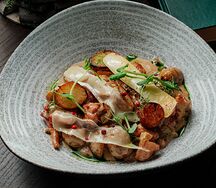 Запеченный цыпленок с камамбером