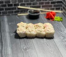 Ролл с кальмаром