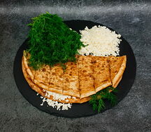 Лепешка с сыром и зеленью