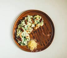 Паста с креветкой и шпинатом