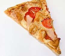 Пицца с ветчиной