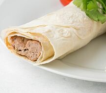 Люля-кебаб из курицы в лаваше