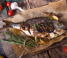 Дорадо на мангале