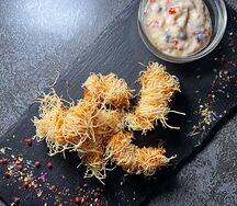 Креветки катаифи с фирменным соусом