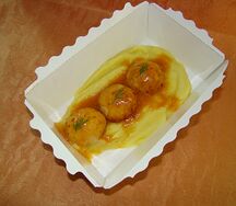 Митболы куриные с картофельным пюре