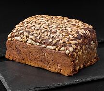 Хлеб ржано-пшеничный с семечками
