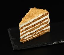 Торт медово-сливочный