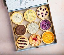 Набор сладких мини-тартов