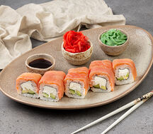 Филадельфия PrimeRoll с подкопченным карельским лососем