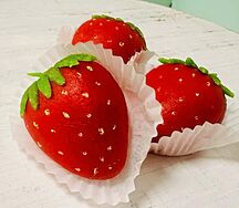 Марципан Клубника