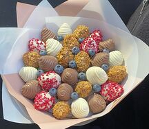 Клубничный букет Berry Chocolate Splendor