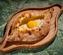 Хачапури по-аджарски
