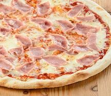 Пицца Вeтчина и сыр 