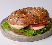 Бейгл с курицей