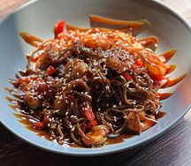 Wok с креветками