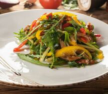 Салат Старый Тифлис