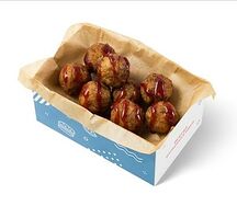 Фрикадельки с брусничным соусом 8 шт