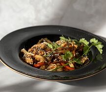 Wok c курицей