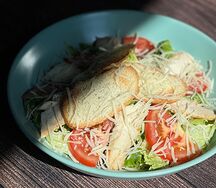 Салат Цезарь с Курицей