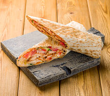 Шаурма с курицей в обычном лаваше