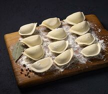 Пельмени с говядиной, бараниной