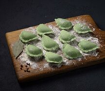 Вареники с сыром и шпинатом