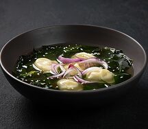 Суп по-кольски с мясными пельменям